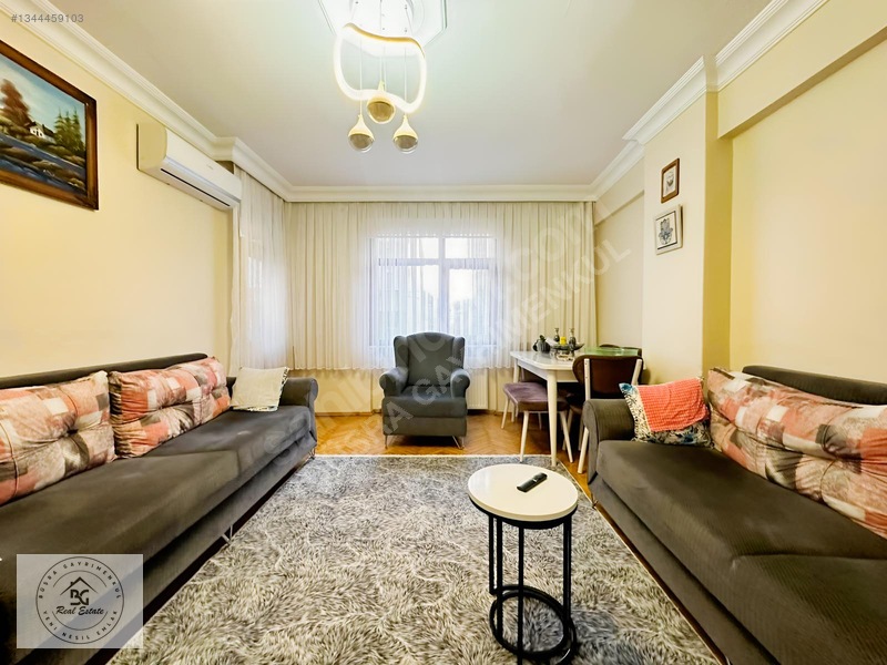 Tek Daire Üzerine Bakımlı 2+1 Satılık Arakat Daire Büşra G. — fotoğraf 2