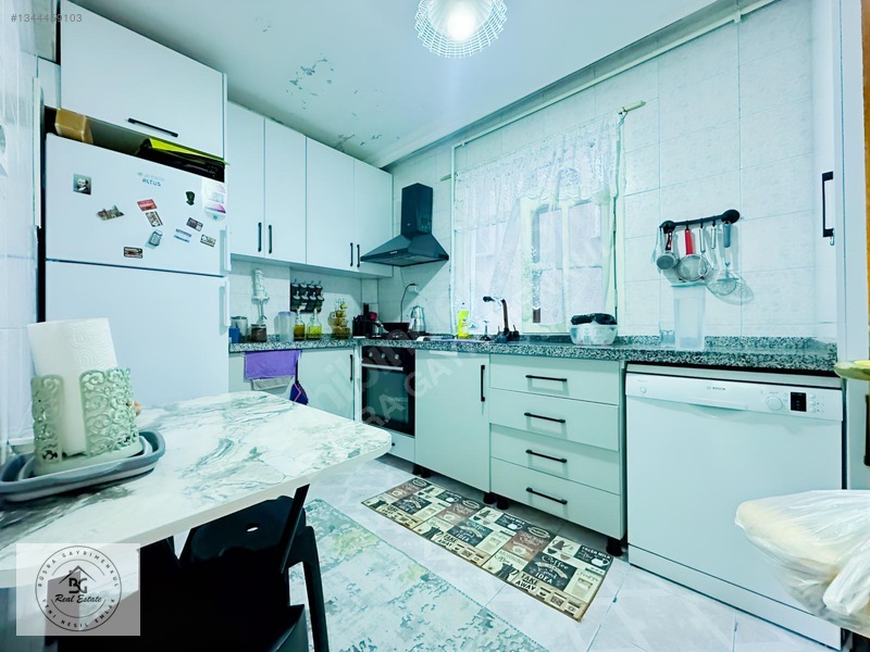 Tek Daire Üzerine Bakımlı 2+1 Satılık Arakat Daire Büşra G. — fotoğraf 8