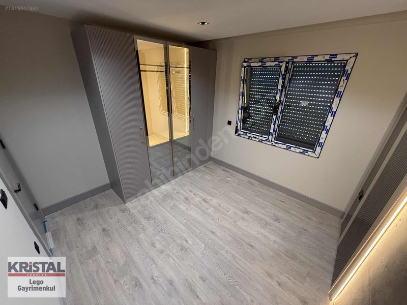 *kuşadası Sosyal Donatılı Lüks 1+1 2+1 Daireler* — fotoğraf 15