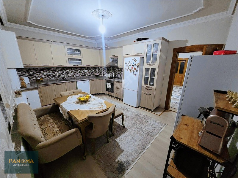 Satılık Bahçeli Müstakil 3 Katlı Ev — fotoğraf 6