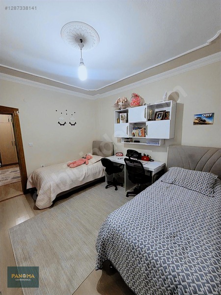 Satılık Bahçeli Müstakil 3 Katlı Ev — fotoğraf 13
