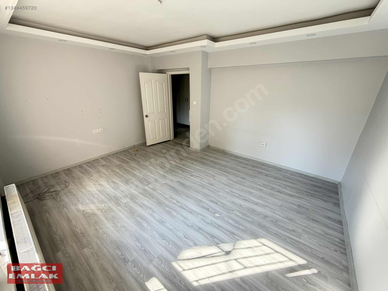 Bağcı Caddesi Paraleli Full Yapılı Yüksek Giriş 3+1 Dairemiz — fotoğraf 2