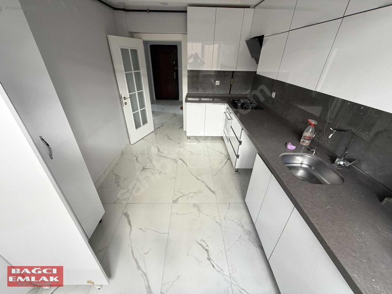 Bağcı Caddesi Paraleli Full Yapılı Yüksek Giriş 3+1 Dairemiz — fotoğraf 5