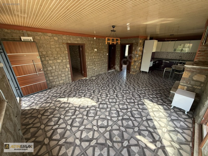 Burhaniye Taylıelinde 826 M² Arsa İçinde Masrafsız Müstakil Taş — fotoğraf 5