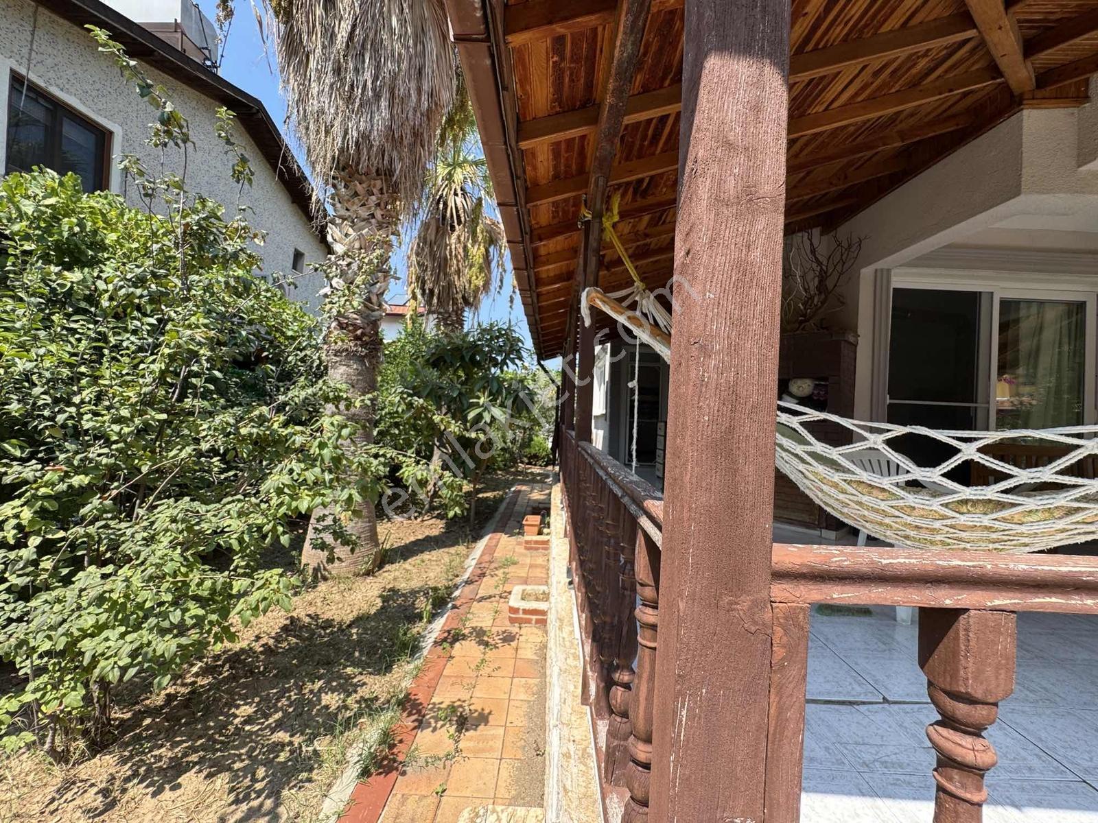 Altınkoy Tatil Sitesi Meydan Köy'De Satılık Bakımlı Villa — fotoğraf 4