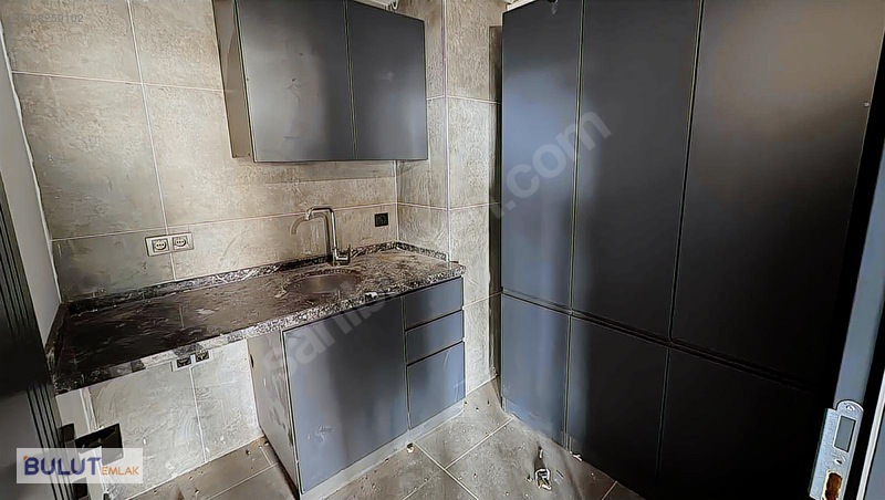 Bulut Emlaktan Prestijli Konumda Ofis — fotoğraf 6