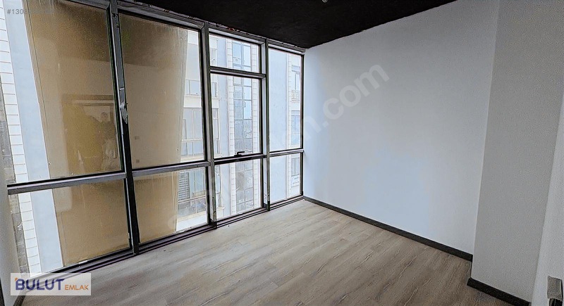 Bulut Emlaktan Prestijli Konumda Ofis — fotoğraf 8