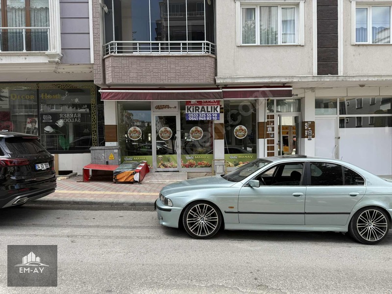 Em-Ay Gayrimenkulden Elekçi Yokuşunda Kiralık Dükkan