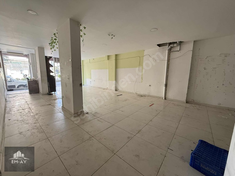 Em-ay Gayrimenkulden Elekçi Yokuşunda Kiralık Dükkan — fotoğraf 10