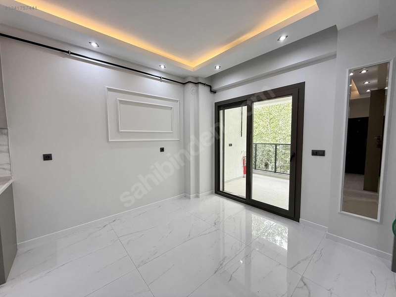Zeytinköy Cadde Üstü 2+1 Balkonlu Lüks Suıtler — fotoğraf 3