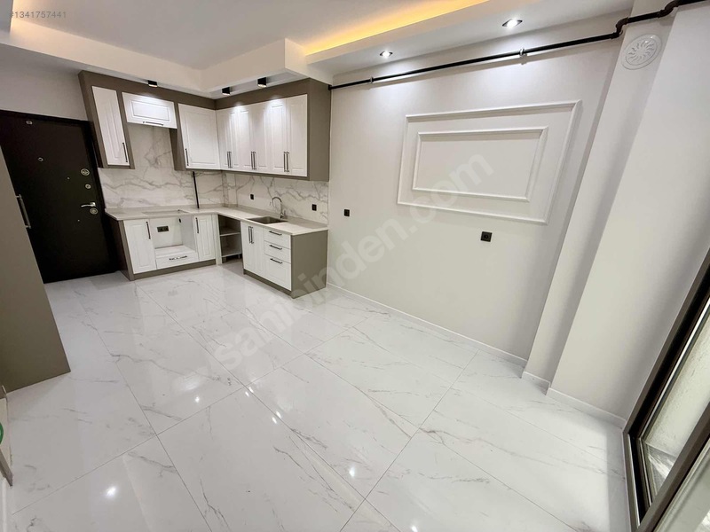 Zeytinköy Cadde Üstü 2+1 Balkonlu Lüks Suıtler — fotoğraf 4
