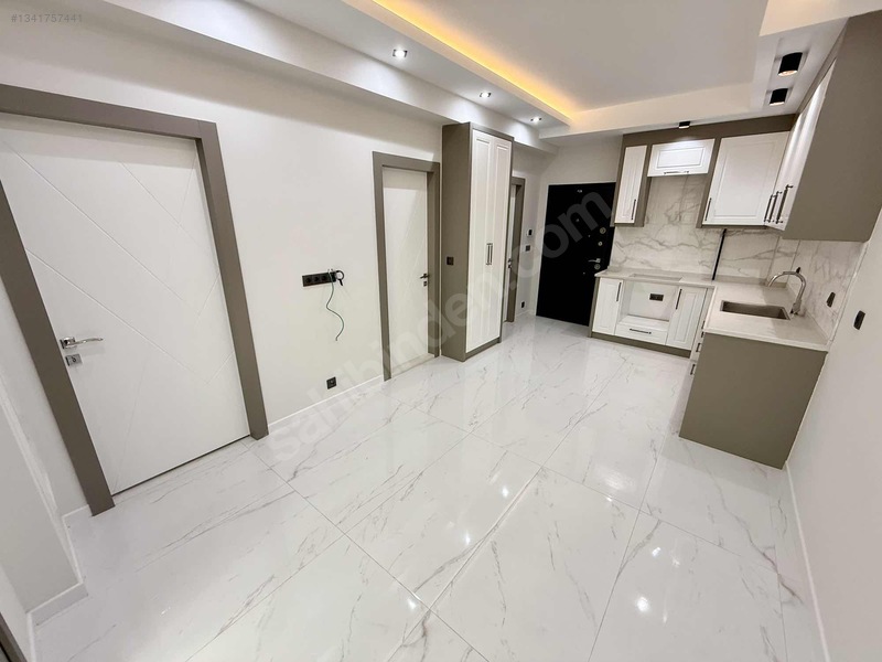 Zeytinköy Cadde Üstü 2+1 Balkonlu Lüks Suıtler — fotoğraf 6