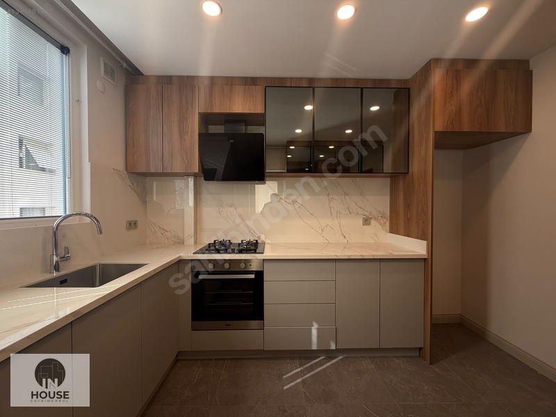 Suadiye'de Marmaraya Yakın 2018 Yapımı Mimari Dekorlu 125m2 3+1 — fotoğraf 4