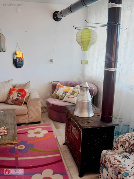 300 M² Tapulu Üzerinde /verandalı Eşyalı 2+1 Prefabrik Evli — fotoğraf 6