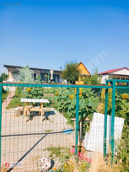 300 M² Tapulu Üzerinde /verandalı Eşyalı 2+1 Prefabrik Evli — fotoğraf 7