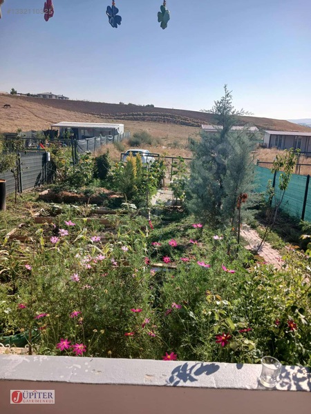 300 M² Tapulu Üzerinde /verandalı Eşyalı 2+1 Prefabrik Evli — fotoğraf 9