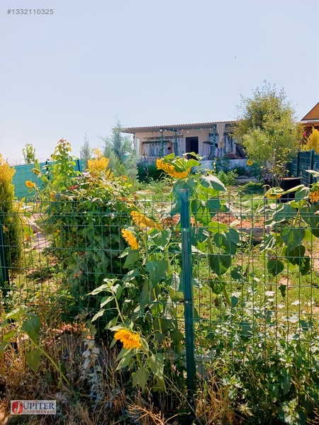 300 M² Tapulu Üzerinde /verandalı Eşyalı 2+1 Prefabrik Evli — fotoğraf 12