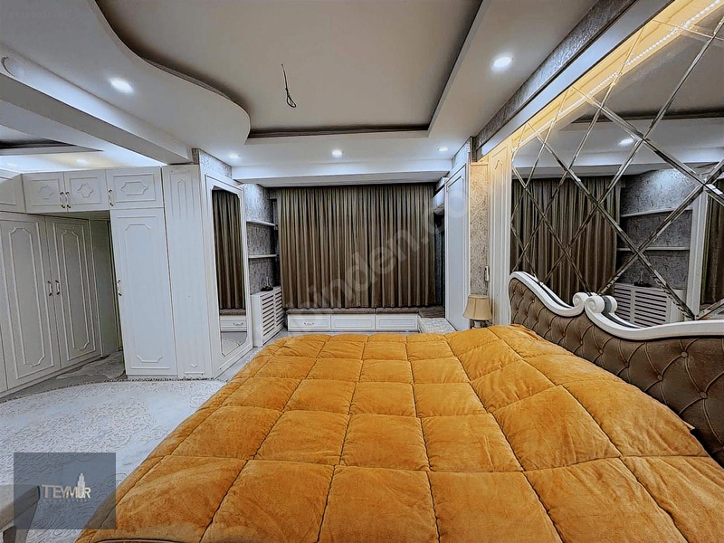 Teymur'dan Şafak Mah. Satılık 280 M2 Arakat Dublex — fotoğraf 12