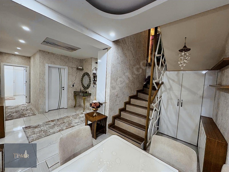 Teymur'dan Şafak Mah. Satılık 280 M2 Arakat Dublex — fotoğraf 26