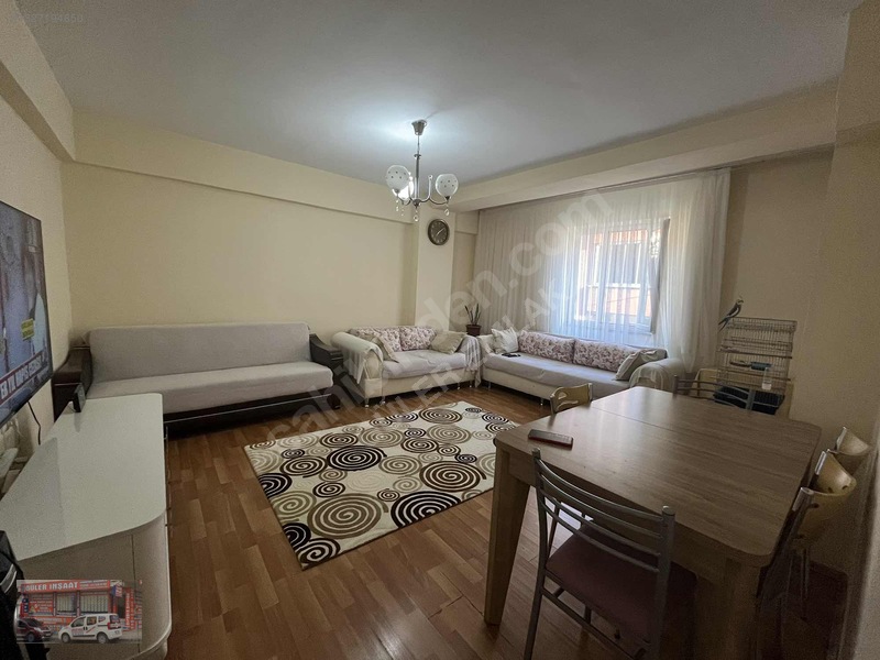 Güler Emlak'tan Satılık 2+1 90m2 Balkonlu Ara Kat Daire — fotoğraf 4