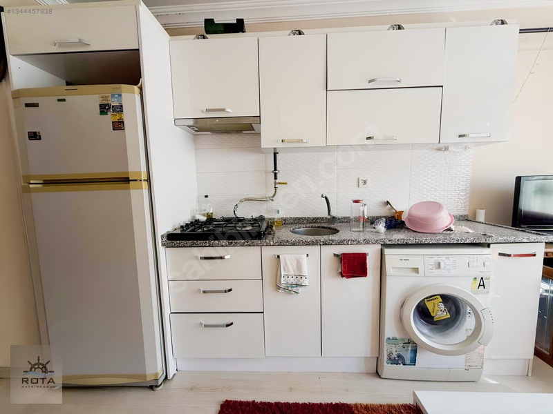 Üniversite Karşısı Eşyalı Kiralık 1+1 Daire — fotoğraf 3