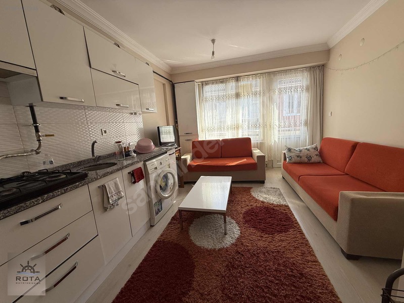 Üniversite Karşısı Eşyalı Kiralık 1+1 Daire — fotoğraf 4
