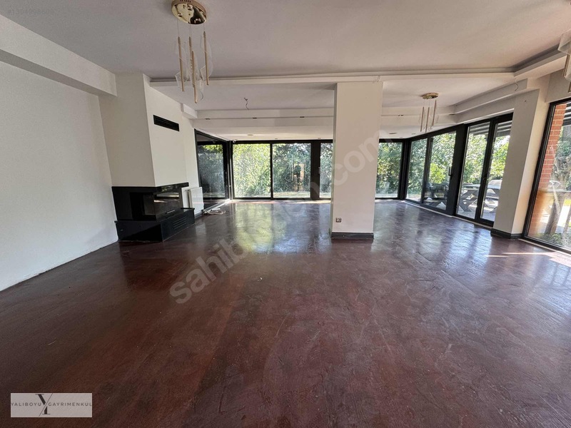 Çengelköy Konakları'nda Kiralık Havuzlu,geniş Bahçeli İkiz Villa — fotoğraf 3