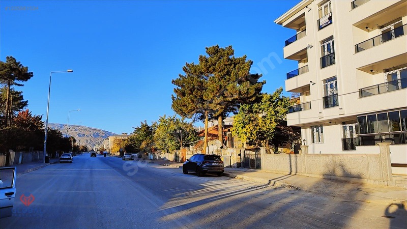 Global'den Hocabey'de Cadde Üzeri Kiracılı Eşyalı 1+1 Daire — fotoğraf 4