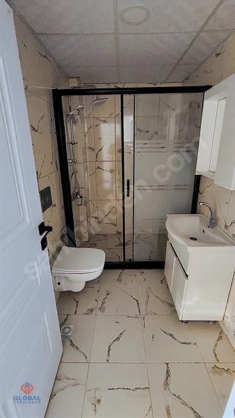 Global'den Hocabey'de Cadde Üzeri Kiracılı Eşyalı 1+1 Daire — fotoğraf 20