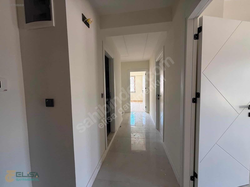 Karacaören Bölgesinde Geniş 3+1 Kiralık Daire — fotoğraf 6