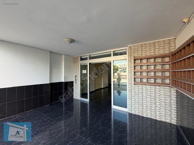 Arveden Üniversite Caddesinde Full Eşyalı 2+1 Kiralık Daire — fotoğraf 24