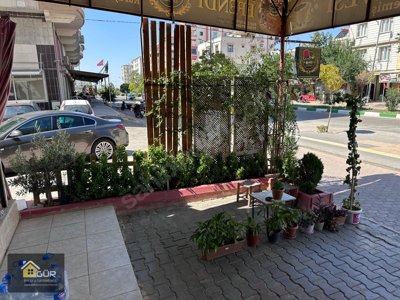 Gür Gayrimenkulden Ana Cadde Üzerind 110m2 Köşe-başı İşyeri — fotoğraf 2