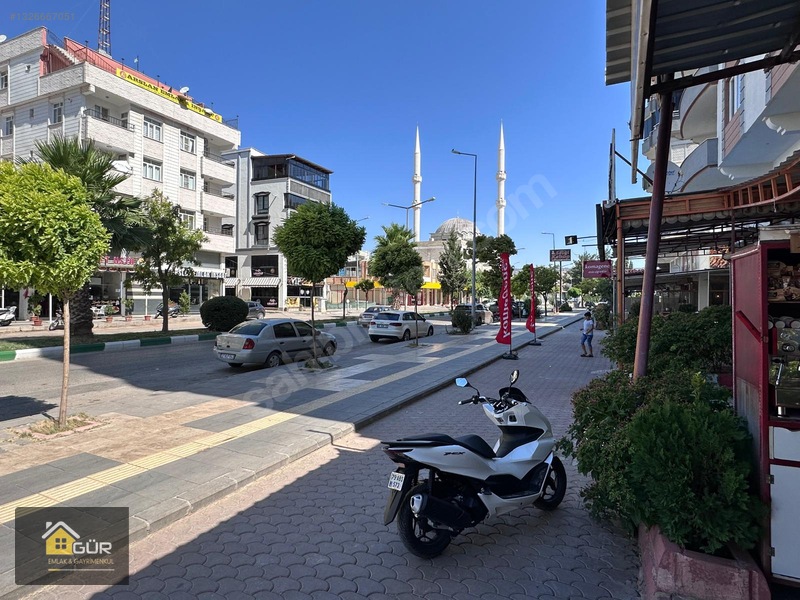 Gür Gayrimenkulden Ana Cadde Üzerind 110m2 Köşe-başı İşyeri — fotoğraf 3