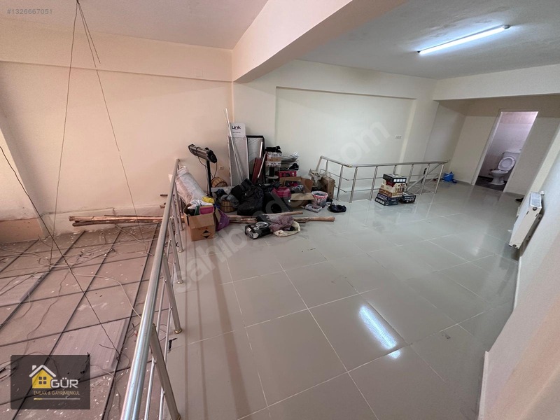 Gür Gayrimenkulden Ana Cadde Üzerind 110m2 Köşe-başı İşyeri — fotoğraf 7