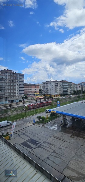 Tramvaya 3 Dk. Mesafede Kiralik Eşyali 1+1 Daire — fotoğraf 27