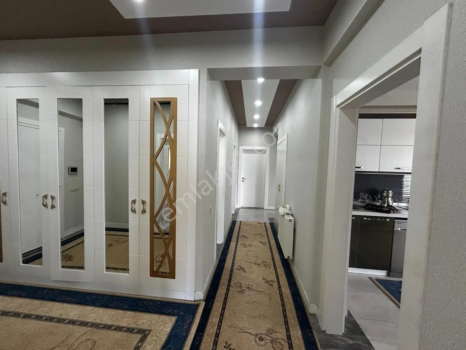 Roma Gayrimenkul'den Haliliye Karşıyaka'da 4.5+1 Lüks Daire — fotoğraf 20