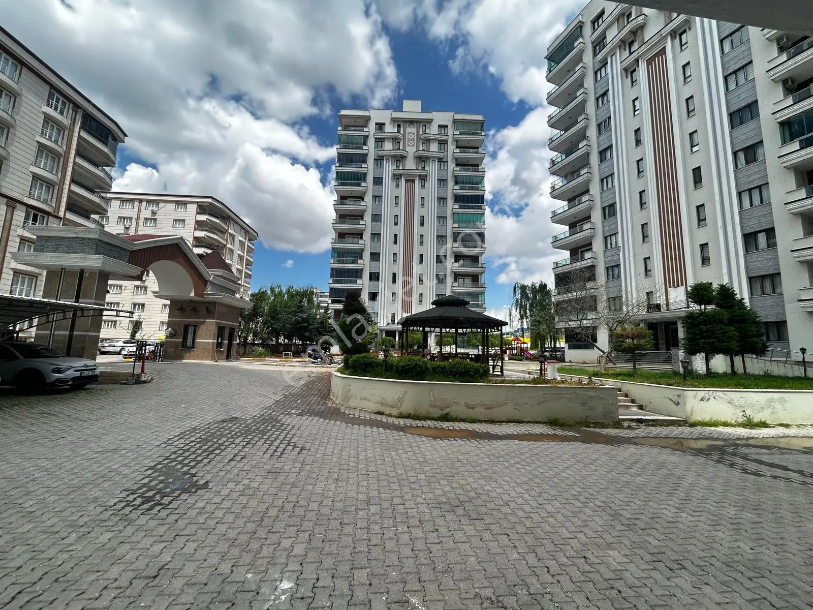 Roma Gayrimenkul'den Haliliye Karşıyaka'da 4.5+1 Lüks Daire — fotoğraf 35