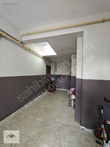 Çok Acil Bu Fiyata 1 Hafta 5000 Evlerde Satılık 2+1 Full Yapılı. — fotoğraf 4