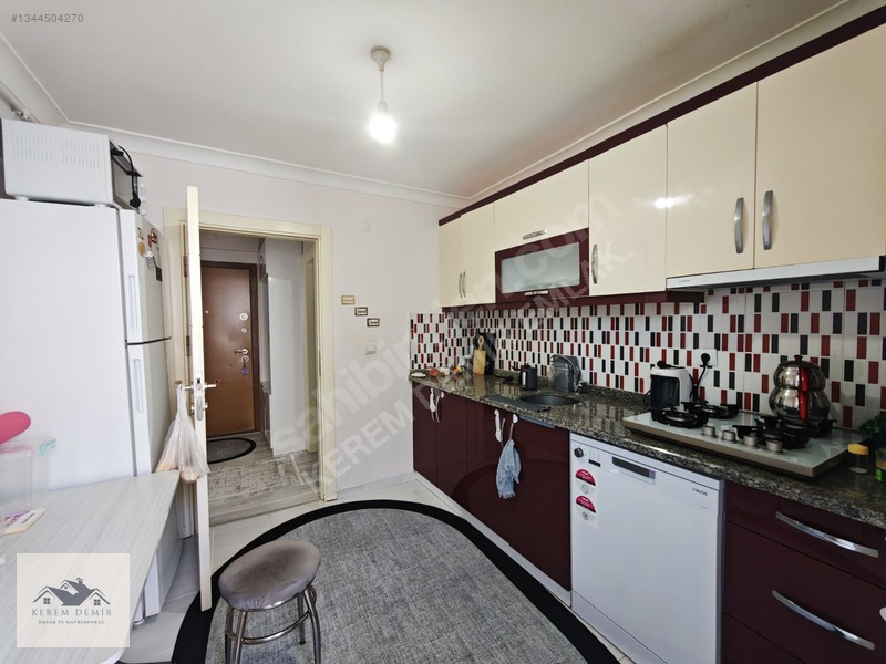 Çok Acil Bu Fiyata 1 Hafta 5000 Evlerde Satılık 2+1 Full Yapılı. — fotoğraf 12