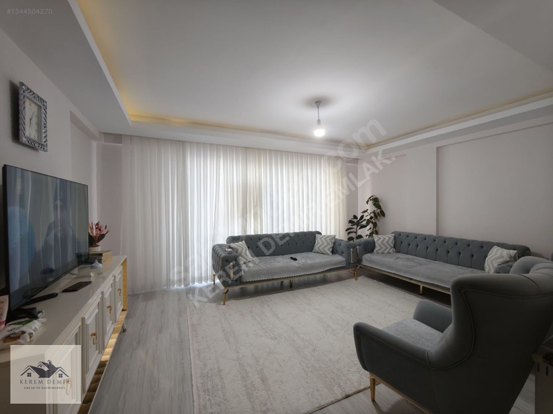 Çok Acil Bu Fiyata 1 Hafta 5000 Evlerde Satılık 2+1 Full Yapılı. — fotoğraf 13