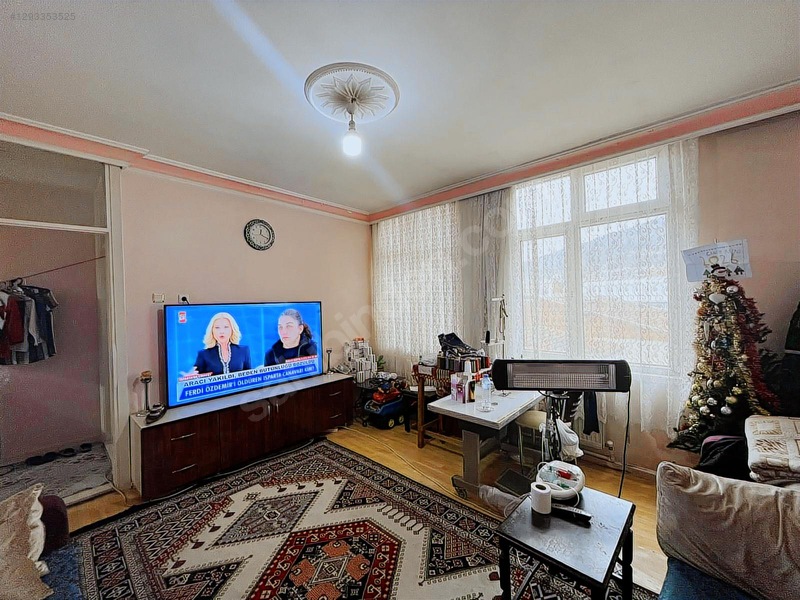Merkez'de Ambaryolu Üzerinde Merkezi Konumda Asansörlü 3+1 Daire — fotoğraf 23