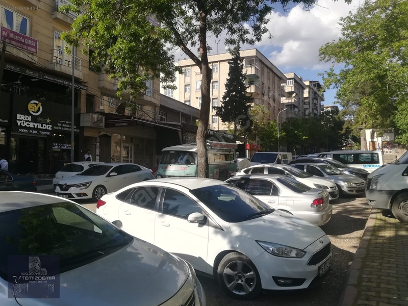 Trabzon Cad. Ve Bahçelievler Camii Altı Kiralık Geniş 2+1 Ofis — fotoğraf 6