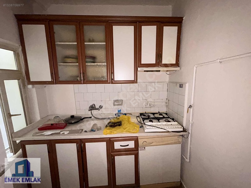 Merkezı Konumdq Kıralık 1+1 Zemın Daıre — fotoğraf 5