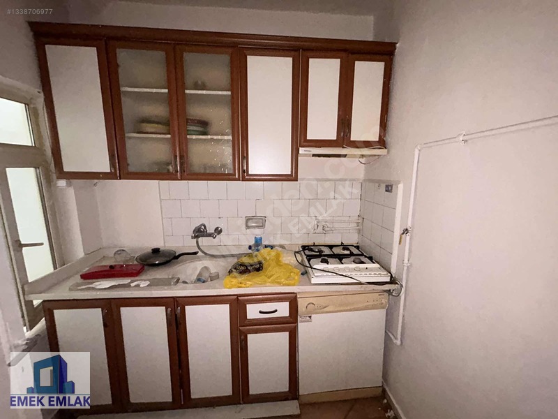 Merkezı Konumdq Kıralık 1+1 Zemın Daıre — fotoğraf 6