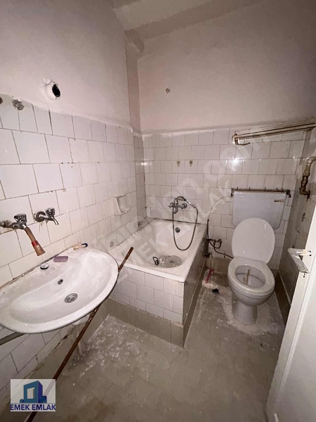 Merkezı Konumdq Kıralık 1+1 Zemın Daıre — fotoğraf 14
