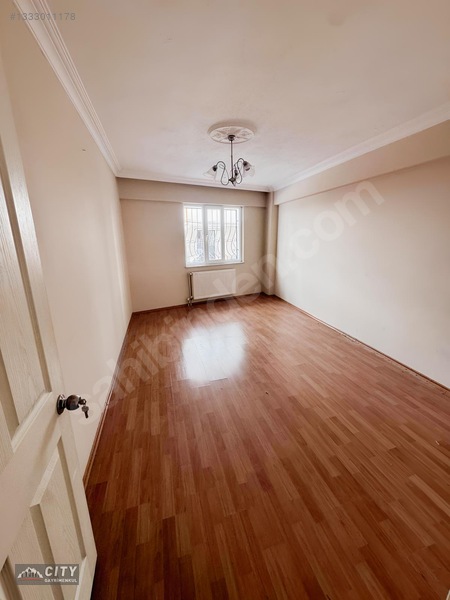 Cıty Gayrimenkulden Alaybeyde Satılık Köşe 3+1 Daire — fotoğraf 3