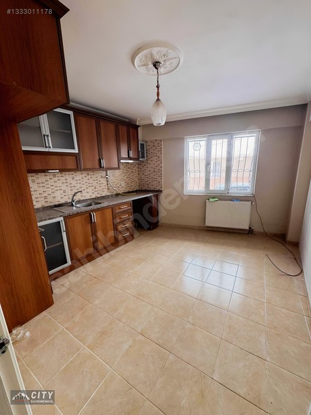 Cıty Gayrimenkulden Alaybeyde Satılık Köşe 3+1 Daire — fotoğraf 4