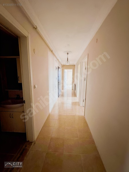 Cıty Gayrimenkulden Alaybeyde Satılık Köşe 3+1 Daire — fotoğraf 10