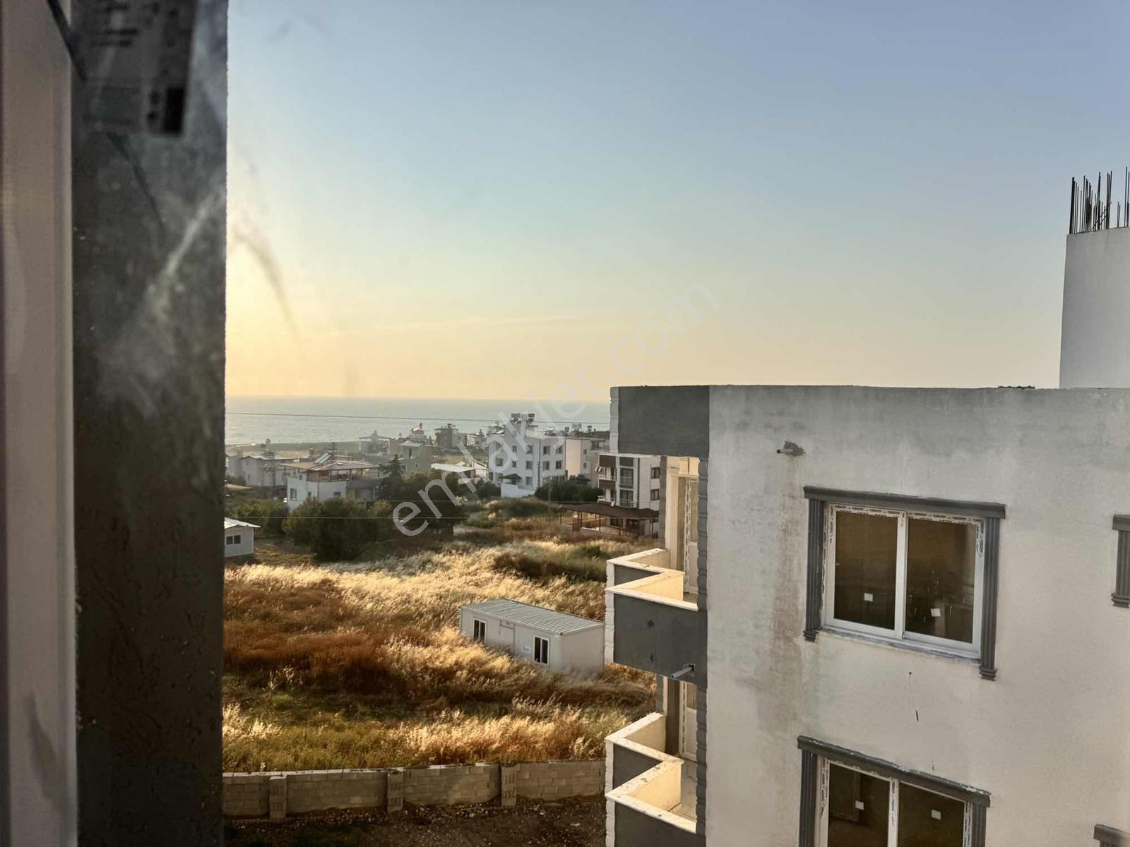 Arsuz'da Manzaralı Sıfır | Denize 600 M Satılık Daire — fotoğraf 3