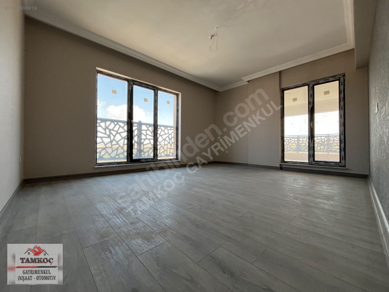 !!tamkoç"dan Satılık Full Yapılı Mavi Göl Yakını Katta 3+1 Daire — fotoğraf 20